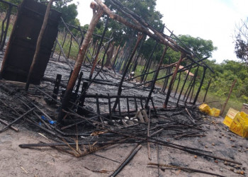 Terreiro de umbanda é incendiado em Capitão de Campos